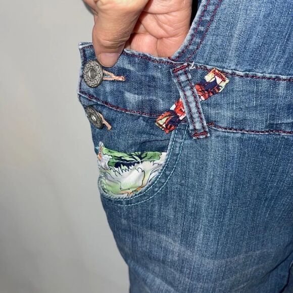 Joe Browns Womens Applique Jean Short Overalls Size 10 Blue Denim Patchwork - Picture 11 of 13